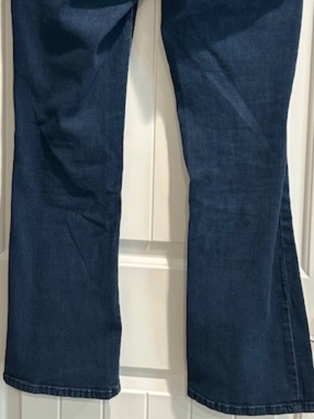 EUC Democracy Dark Wash Slight Flare Jeans w/ "Ab" Technology size- 14w - Picture 4 of 4